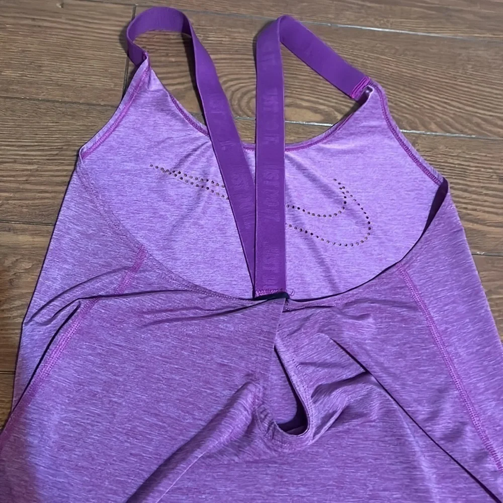 Nike dri-fit tank